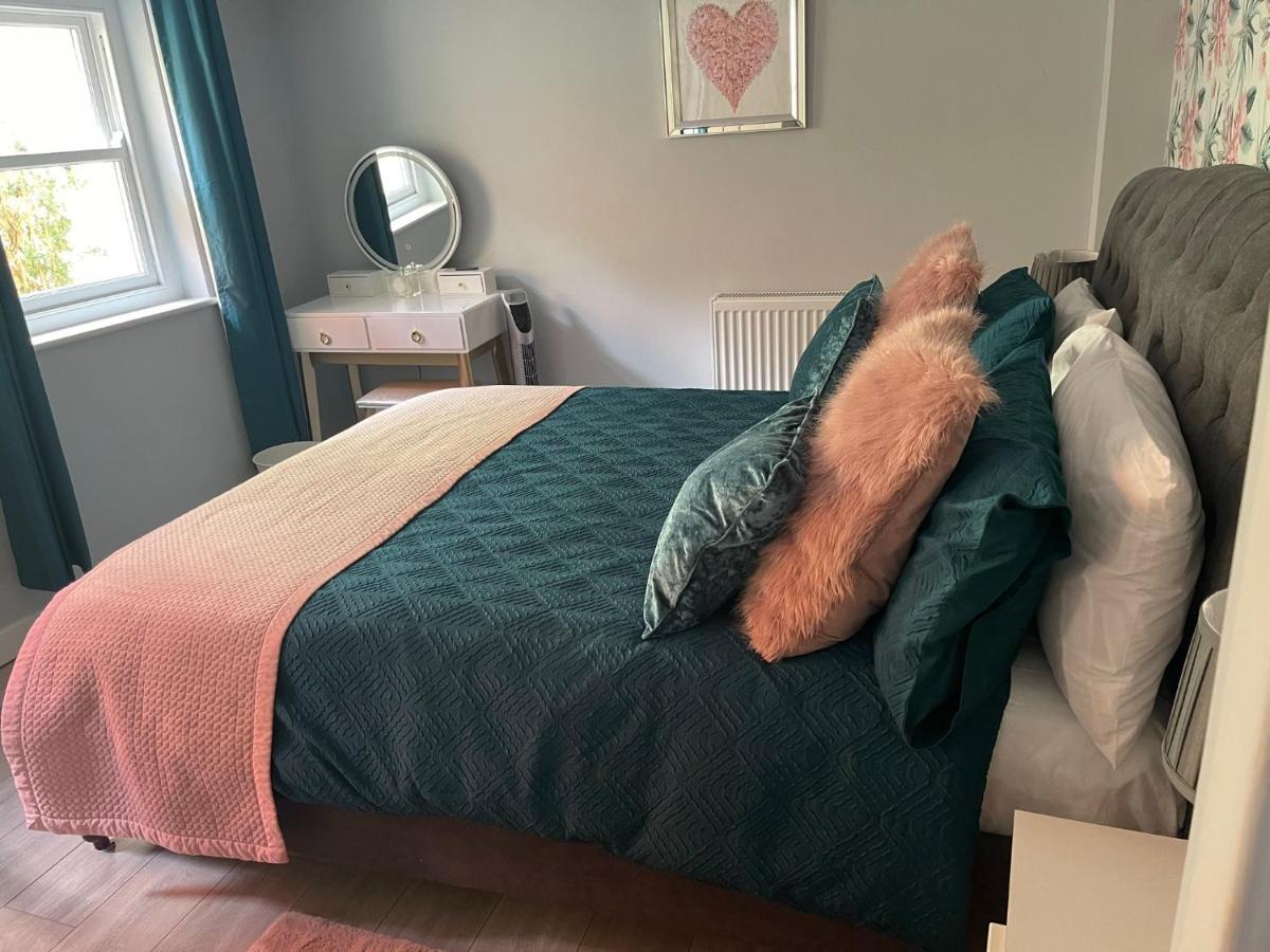 Entire 2 Bed Flat With Garden, Located Near Beach Leilighet Brighton Eksteriør bilde