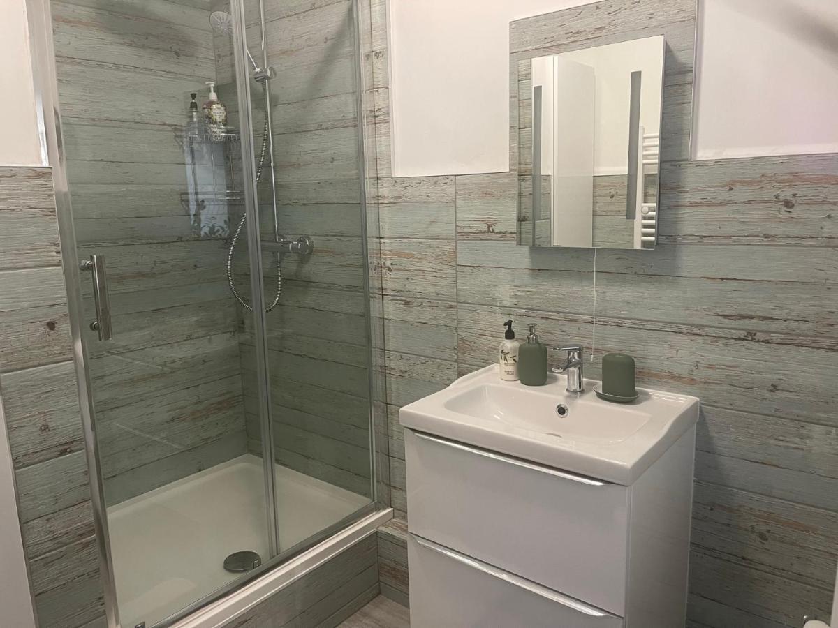 Entire 2 Bed Flat With Garden, Located Near Beach Leilighet Brighton Eksteriør bilde